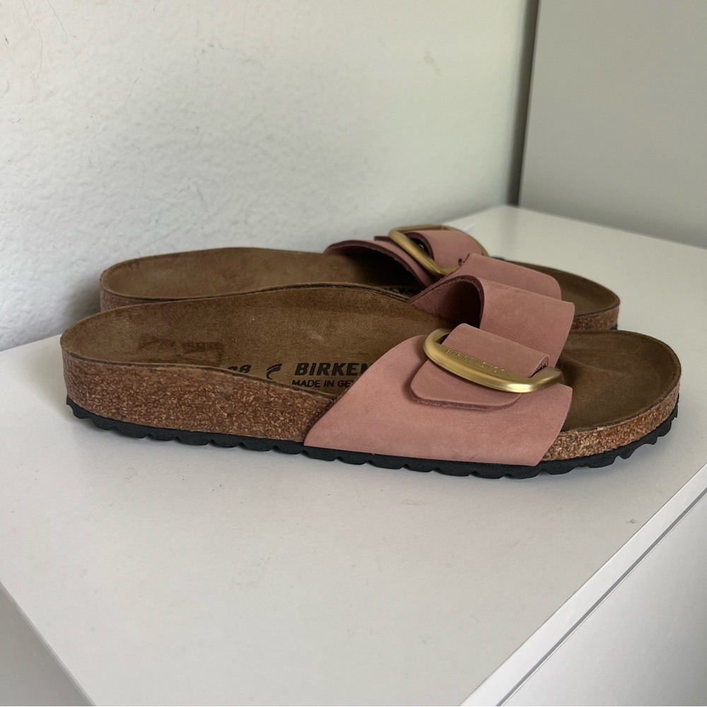 Birkenstock Madrid Big Buckle Nubuck Leather Sandals in Soft Pink - NWT - Picture 4 of 5